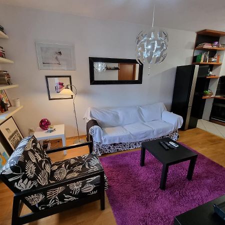 One Bedroom Centre Apartment Подгориця Екстер'єр фото