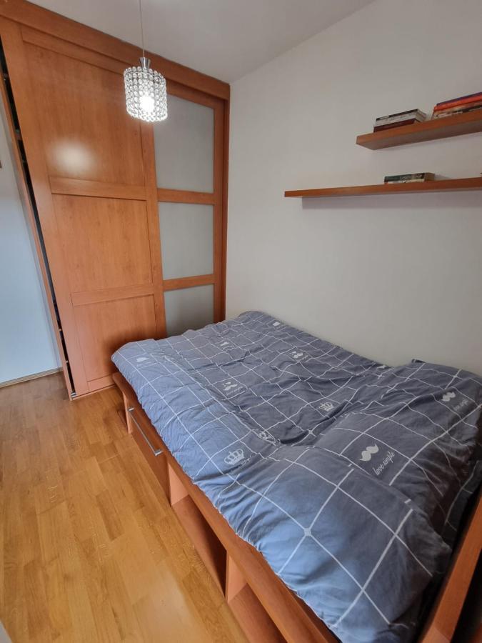One Bedroom Centre Apartment Подгориця Екстер'єр фото
